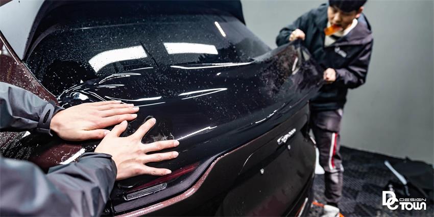 車身貼膜：汽車貼膜一般都是貼在哪些部位？
