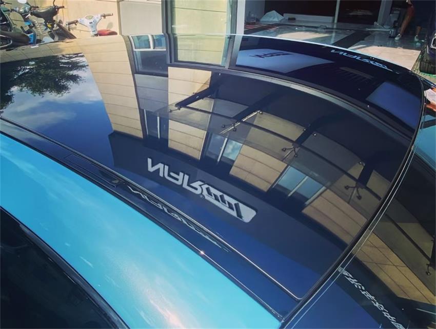 汽車窗膜：為什么車窗貼膜后出現(xiàn)水漬？